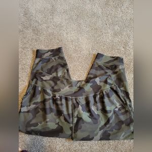 Old Navy plus size active leggings